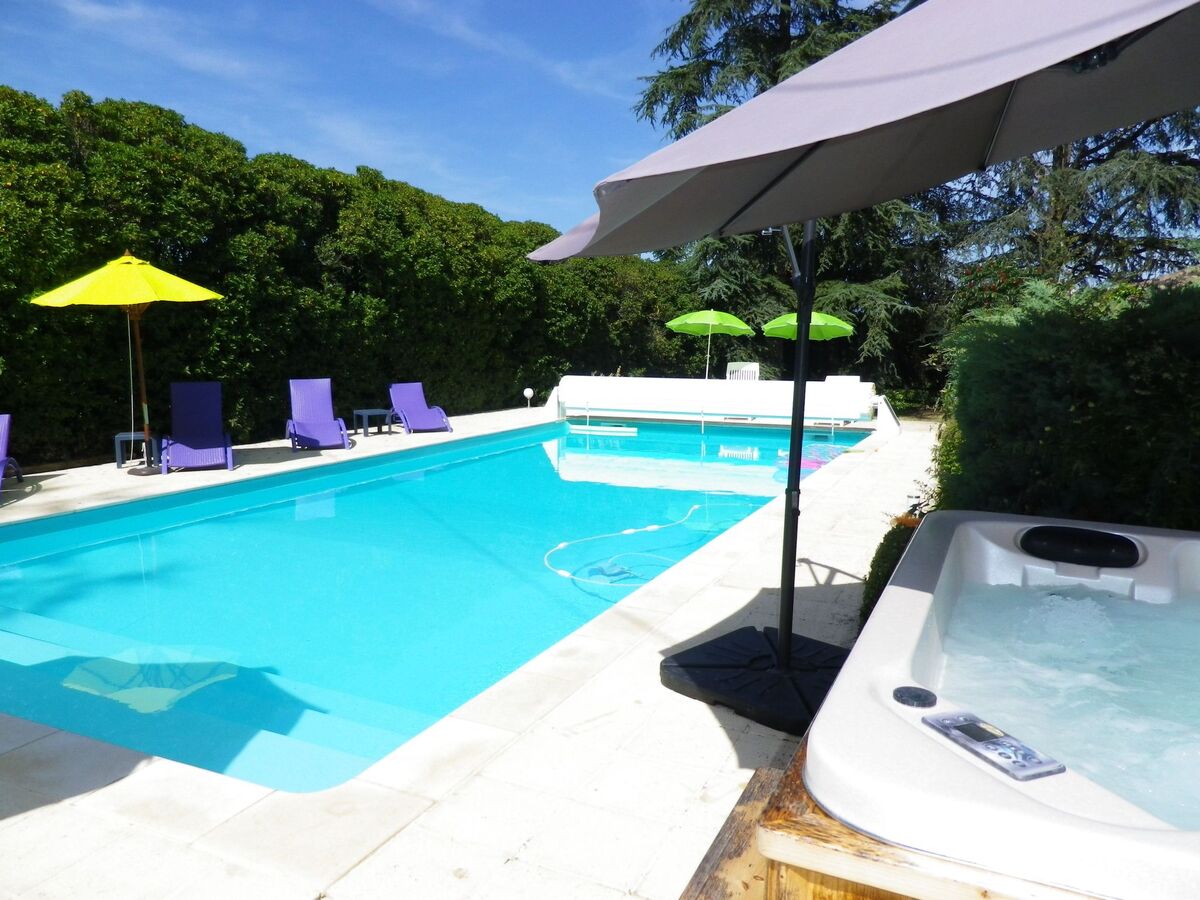 Maison 6 chambres avec piscine chauffée et spa - Photo 15