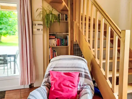Maison en pierre à Cuillé avec grande terrasse ensoleillée : photo 6