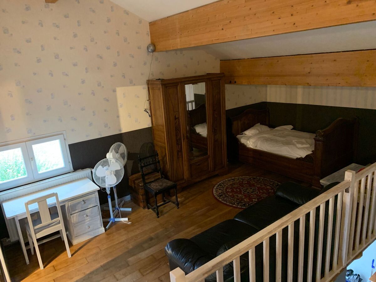 Aube-sur-la-Vallée, appartement 4 chambres avec piscine - Photo 18
