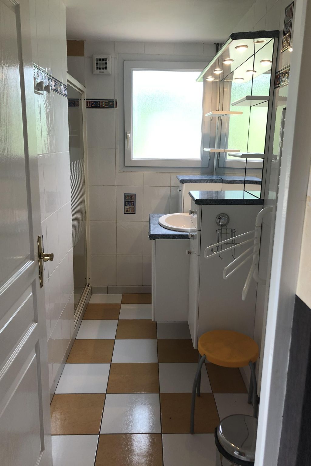 Aube-sur-la-Vallée, appartement 4 chambres avec piscine - Photo 19