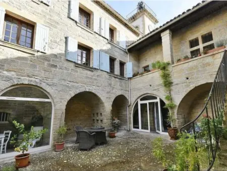Maison médiévale de 1560 à Saint-Siffret - Photo 4