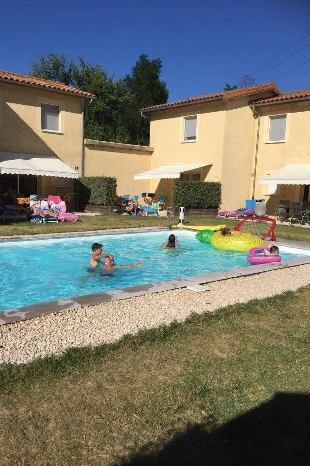 Maison 2 chambres avec piscine à Gagnières - Photo 3