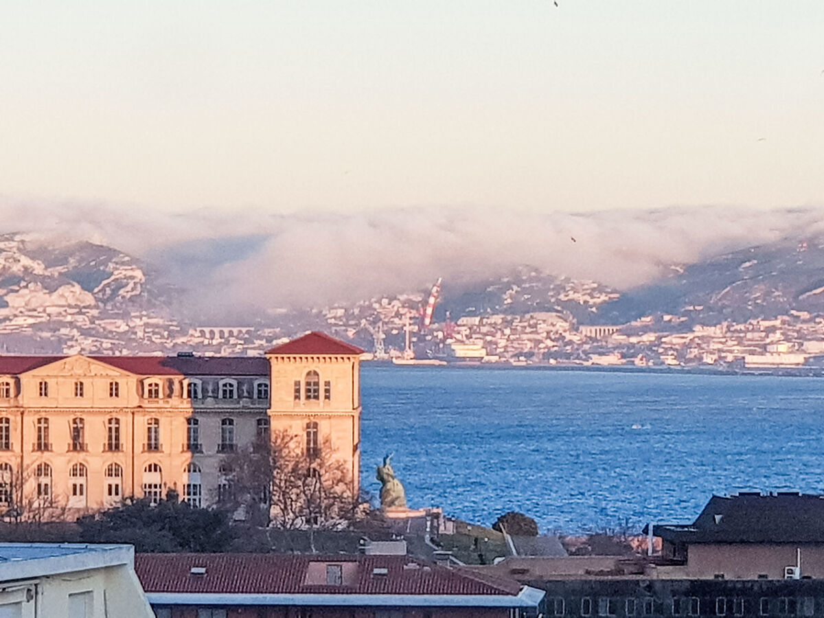 Studio Agachadou Marseille : 36m² de terrasses panoramiques - Photo 25