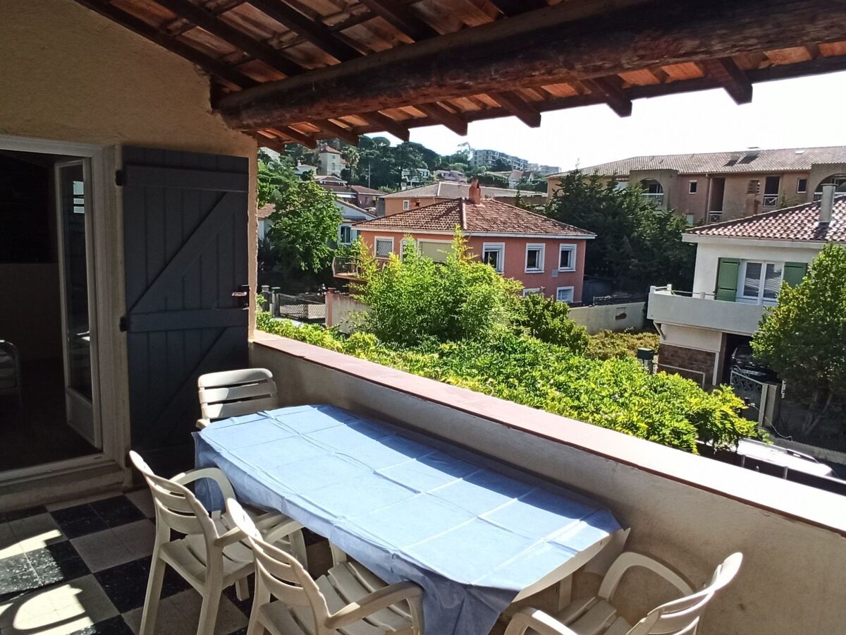 Appartement 2 chambres, grande terrasse couverte à Cavalaire - Photo 4