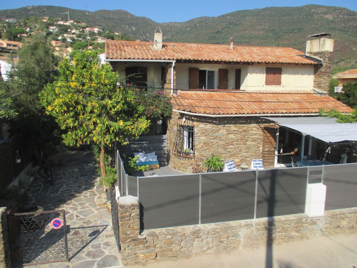 Appartement provençal calme avec terrasse à Cavalaire - Photo 2