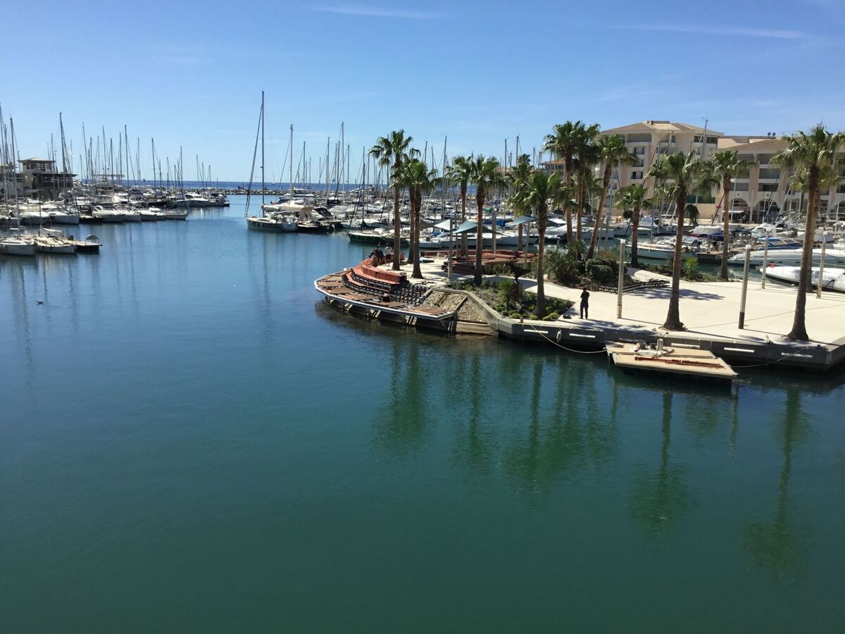 Appartement 65m² Port Fréjus, jardin privé, 200m plage - Photo 1