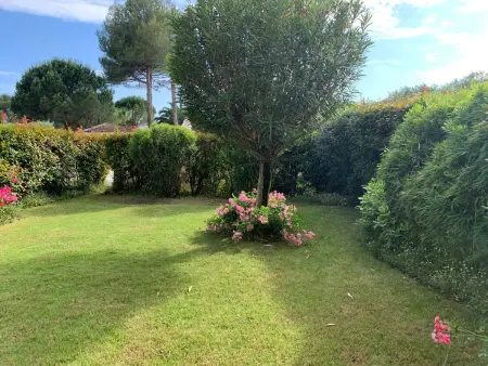Appartement Mougins, jardin méditerranéen et piscine : photo 3