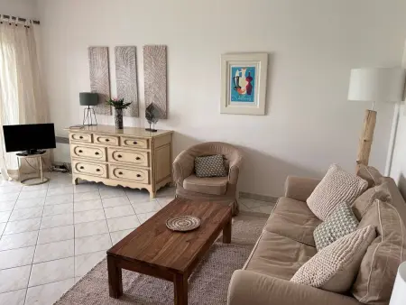 Appartement Mougins, jardin méditerranéen et piscine : photo 4