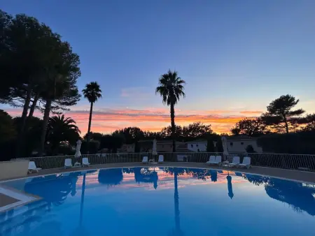 Appartement Mougins, jardin méditerranéen et piscine : photo 10