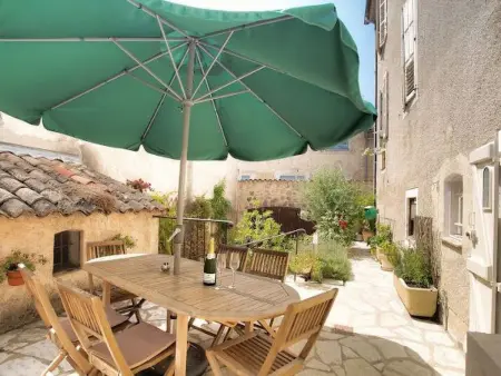 Studio avec jardin privé clos à Valbonne : photo 7