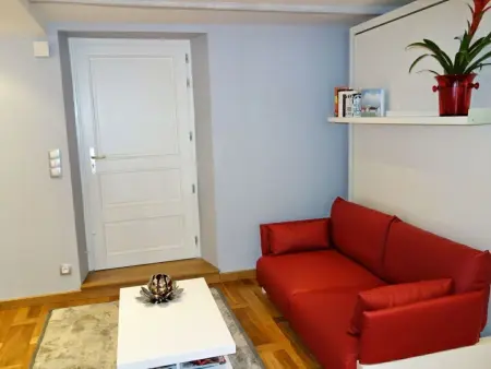 Studio avec jardin privé clos à Valbonne : photo 19
