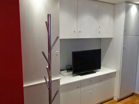 Studio avec jardin privé clos à Valbonne : photo 25