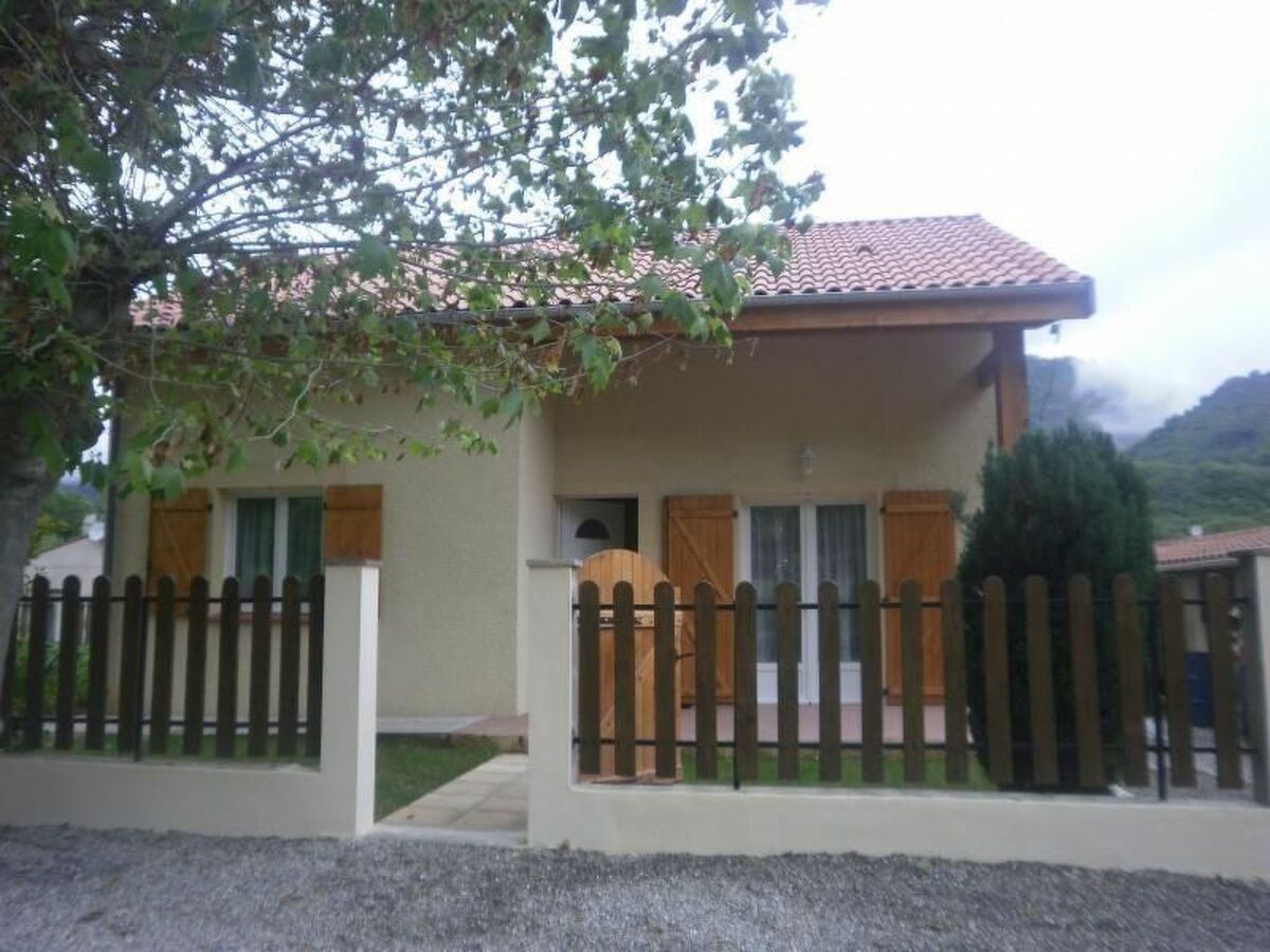 Maison accessible Tarascon-sur-Ariège, jardin et terrasse - Photo 2
