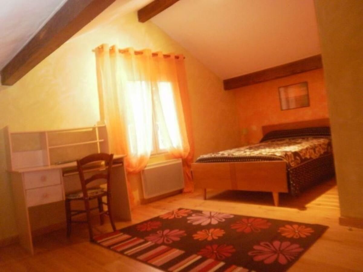 Maison accessible Tarascon-sur-Ariège, jardin et terrasse - Photo 8