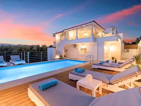 Location maison à Agios Nikolaos (Crete), Etoile Villa Beheizter Pool