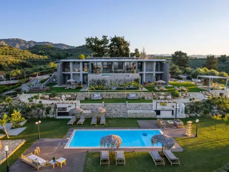 Location maison à Agia Marina, Haus in Theriso mit privatem Pool