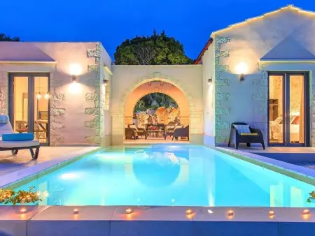 Location maison à Georgioupoli, Villa Vardis mit beheiztem Pool