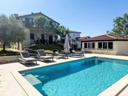 Haus Marija – Maison 5 chambres avec piscine privée