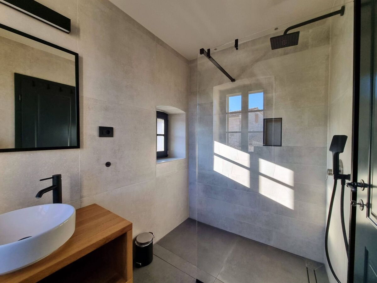 Villa Qualia – 4 chambres, piscine chauffée à Jakovici - Photo 42