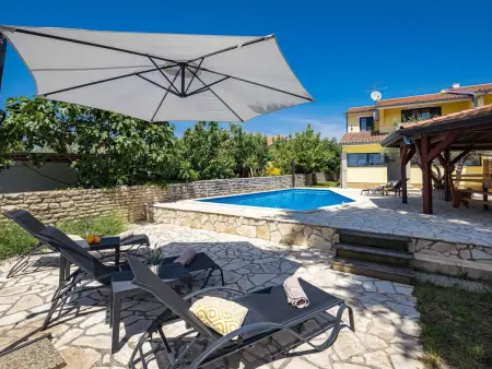 Villa Lara à Rogovići : maison 9 pers., piscine privée : photo 26