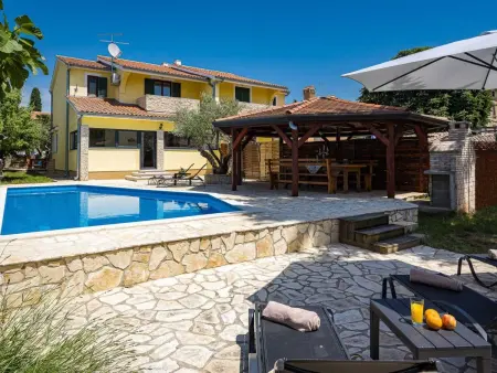 Villa Lara à Rogovići : maison 9 pers., piscine privée : photo 29