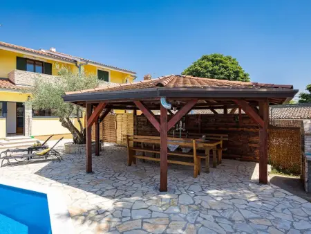 Villa Lara à Rogovići : maison 9 pers., piscine privée : photo 44
