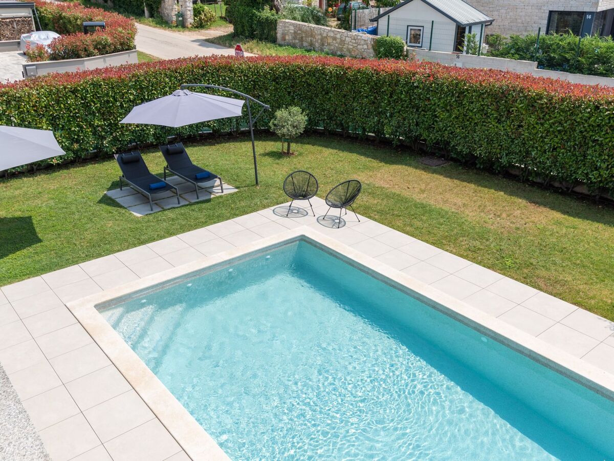 Villa BeLexo à Dračevac : maison design avec piscine 32 m² - Photo 15