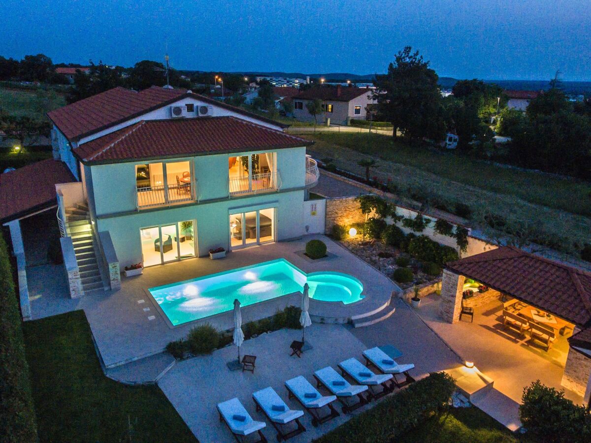 Villa Lavender en Istrie avec piscine et vue mer - Photo 18