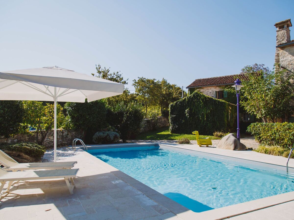 Maison 4 pers. avec piscine et grand jardin à Cere - Photo 6