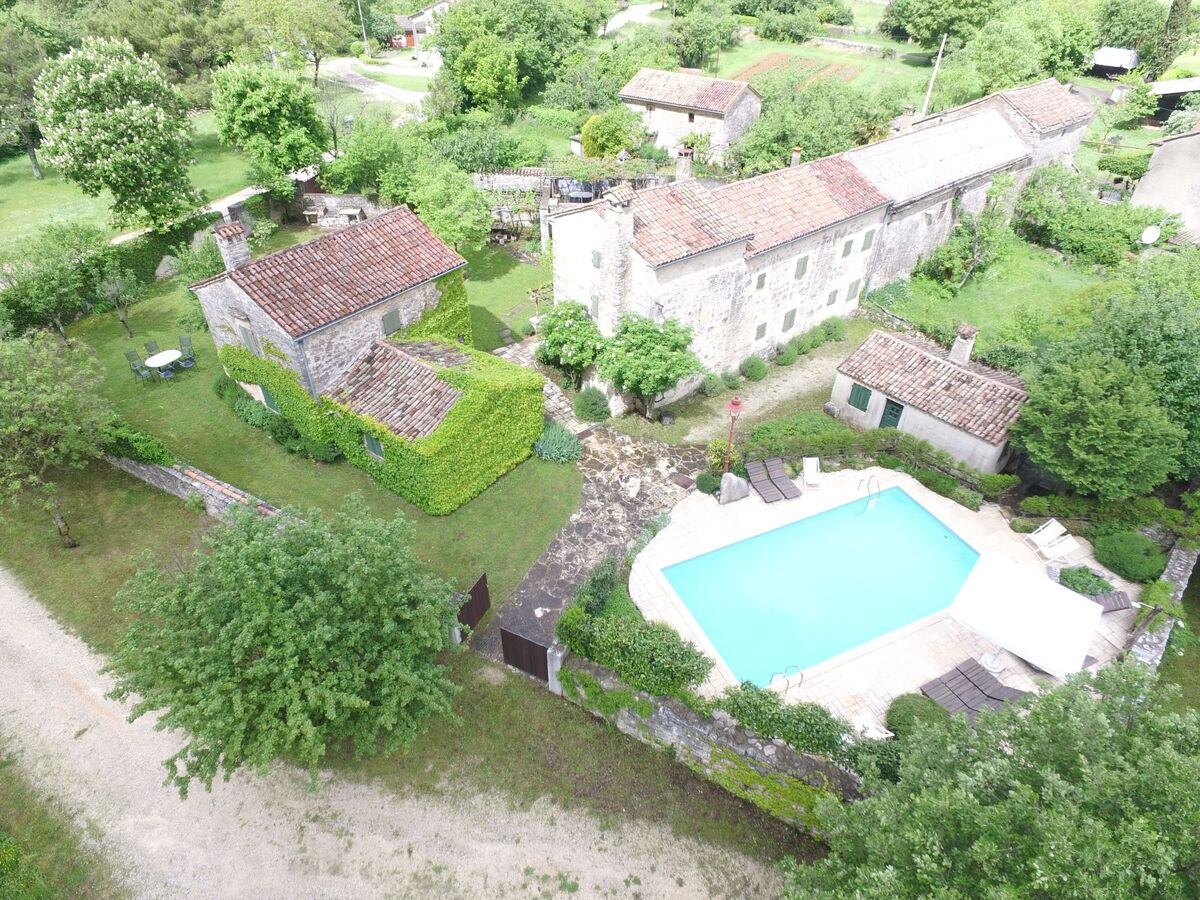 Maison 4 pers. avec piscine et grand jardin à Cere - Photo 16