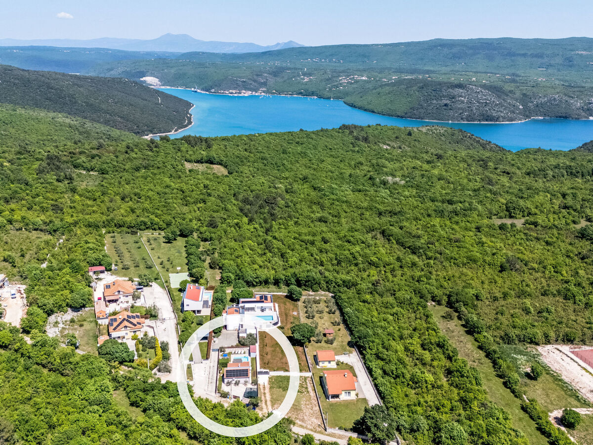 Villa indépendante avec piscine chauffée à Rakalj - Photo 30