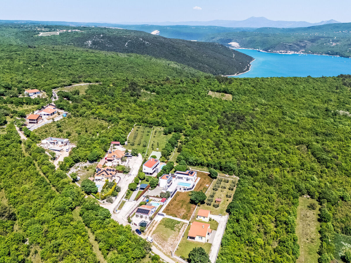 Villa indépendante avec piscine chauffée à Rakalj - Photo 33