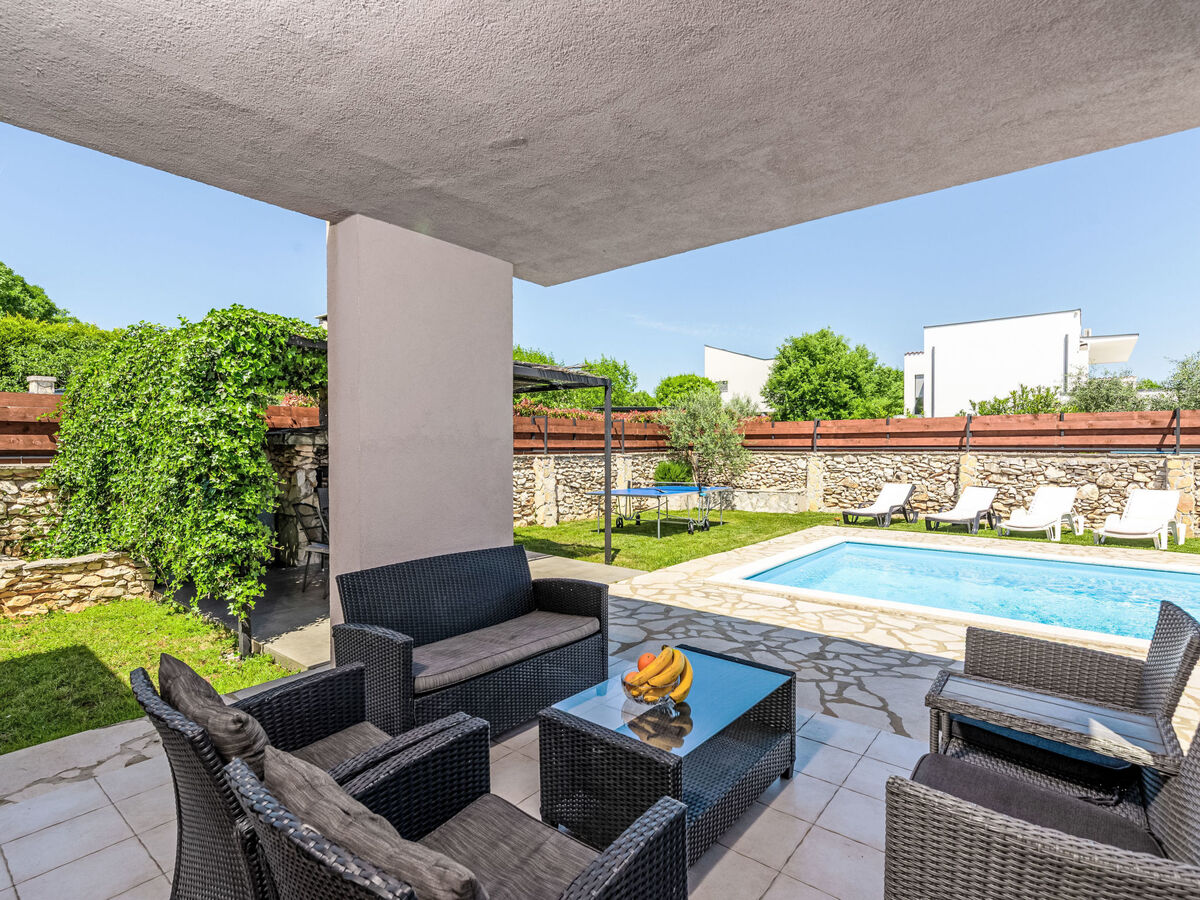 Villa indépendante avec piscine chauffée à Rakalj - Photo 81