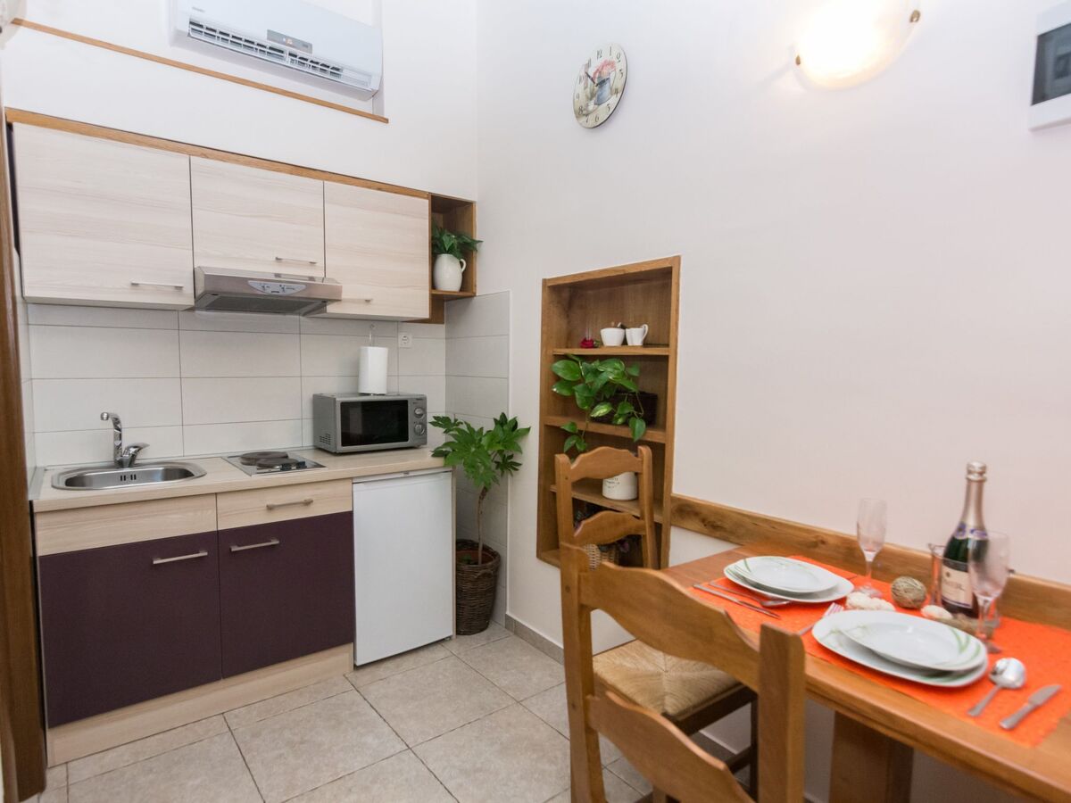 Maison à Matulj : jardin privé, terrasse et barbecue - Photo 9