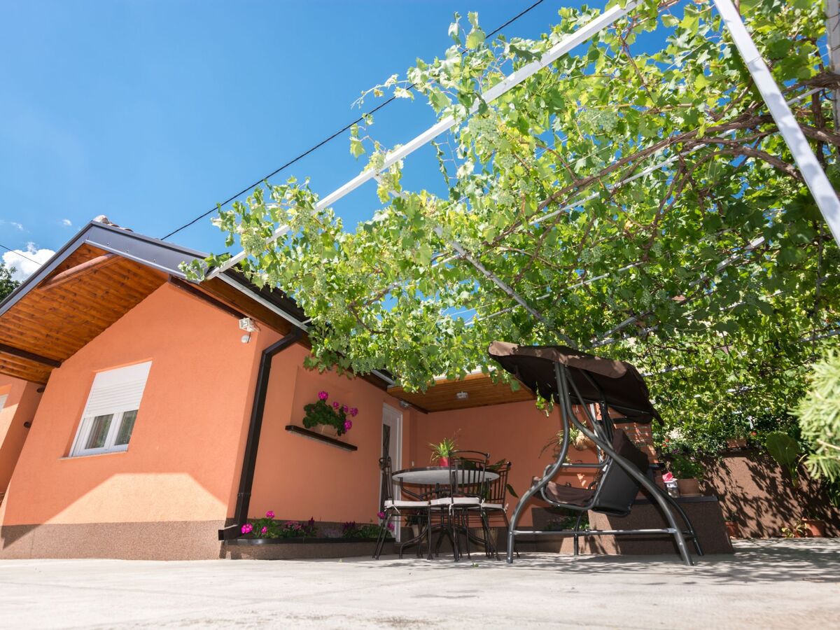 Maison à Matulj : jardin privé, terrasse et barbecue - Photo 24