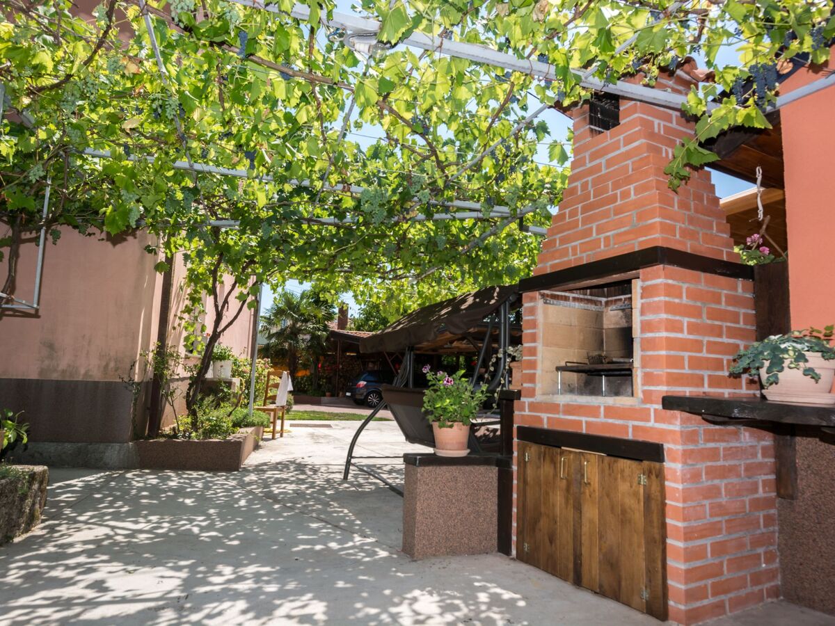 Maison à Matulj : jardin privé, terrasse et barbecue - Photo 30