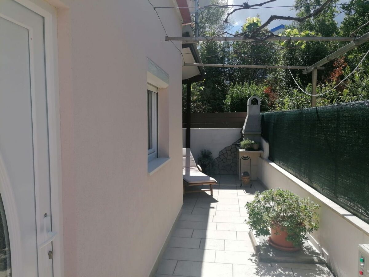 Maison avec terrasse à 150 m de la plage, Krk - Photo 2
