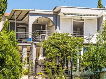 Villa Goran, 5 chambres face à la mer à Crikvenica