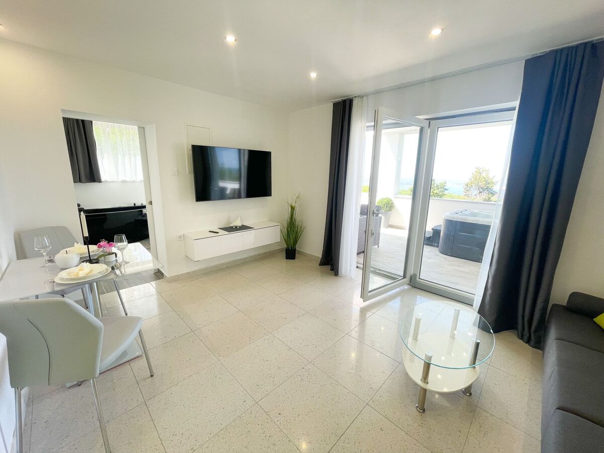 Maison Crikvenica, terrasse, jardin et spa privatif - Photo 10