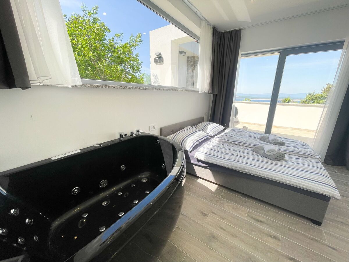 Maison Crikvenica, terrasse, jardin et spa privatif - Photo 21