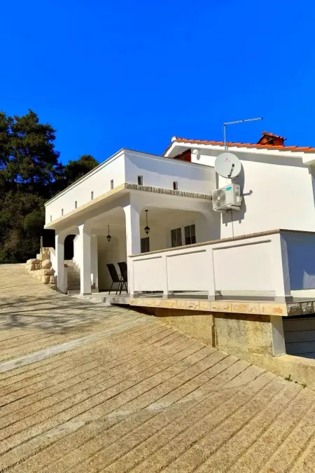 Maison Kampor 6 pers, terrasse et parking privé : photo 2