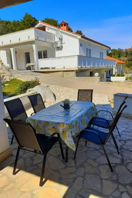 Maison Kampor 6 pers, terrasse et parking privé : photo 9