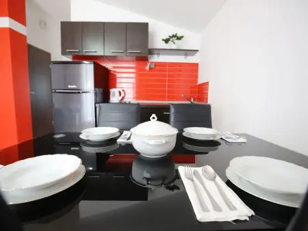 House Peša à Vir : maison 8 pers., jardin & jacuzzi : photo 29