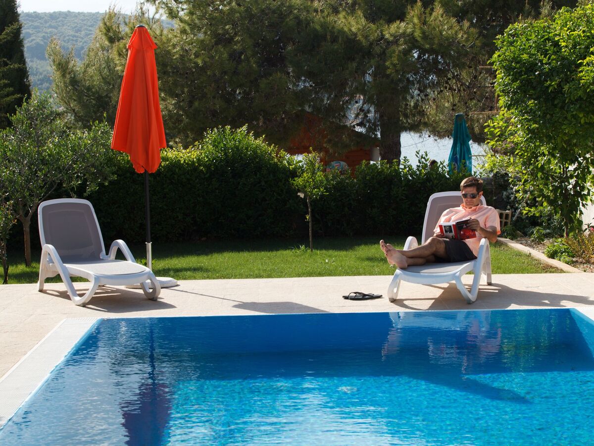 Villa Luna, maison de pierre à 10 m de la plage, piscine privée - Photo 7