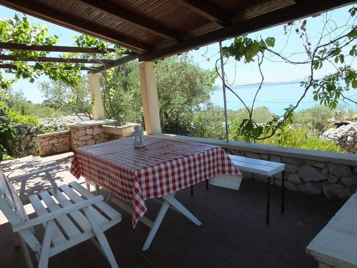 Maison Robinson avec accès privé à la mer à Pašman - Photo 1