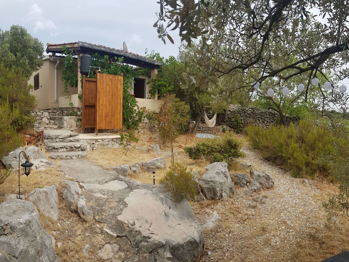 Maison Robinson avec accès privé à la mer à Pašman - Photo 15