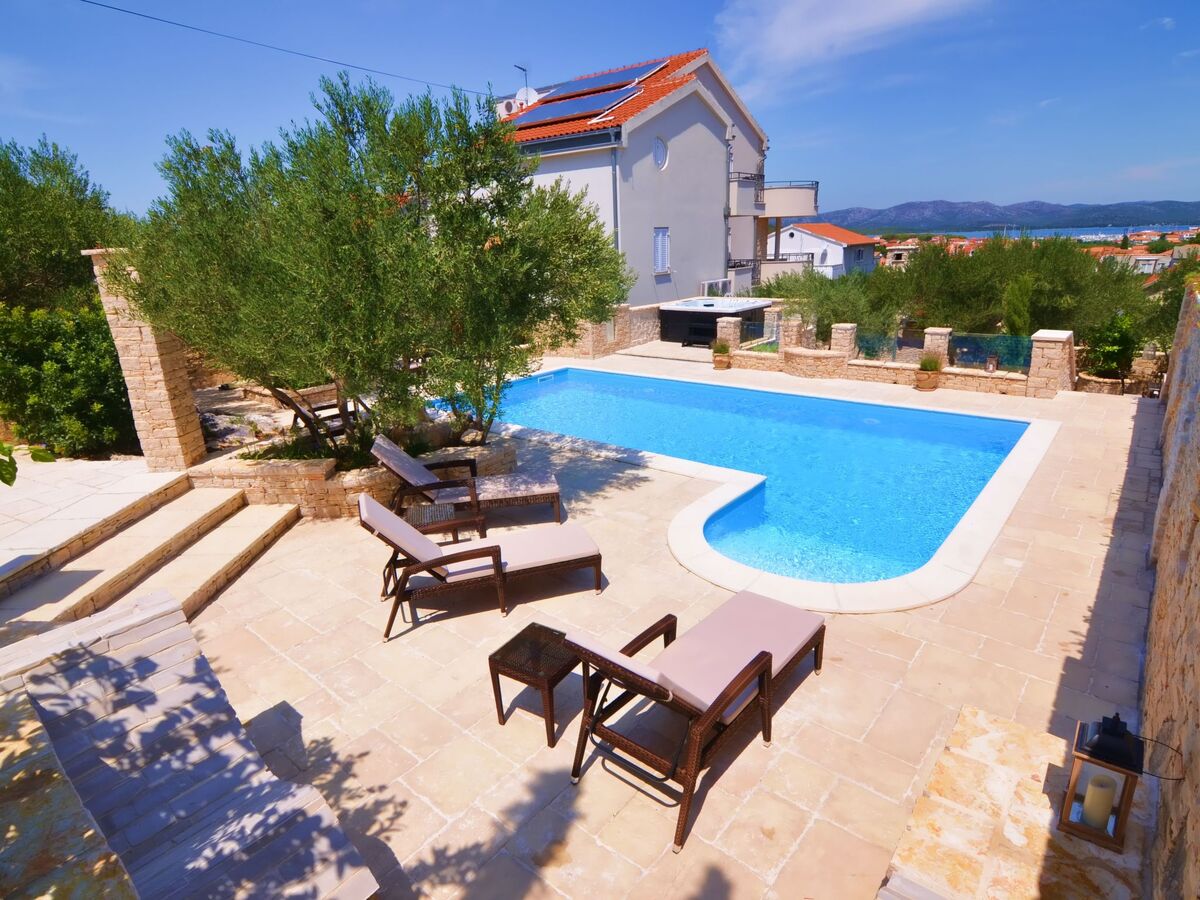 Villa Kos Murter : 22 personnes, piscine chauffée - Photo 9