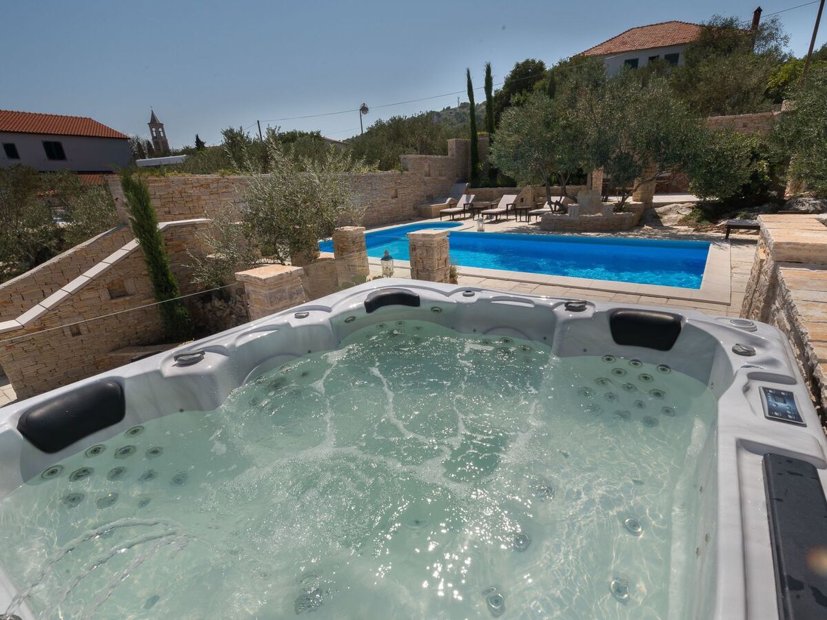 Villa Kos Murter : 22 personnes, piscine chauffée - Photo 14