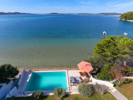 Location maison à Brodarica Žaborić, am Strand