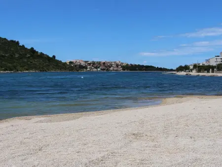 Maison 4 chambres à 40m de la plage, Rogoznica : photo 4